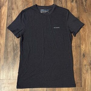 Columbia Dark Gray Men’s Short Sleeve Tee Shirt